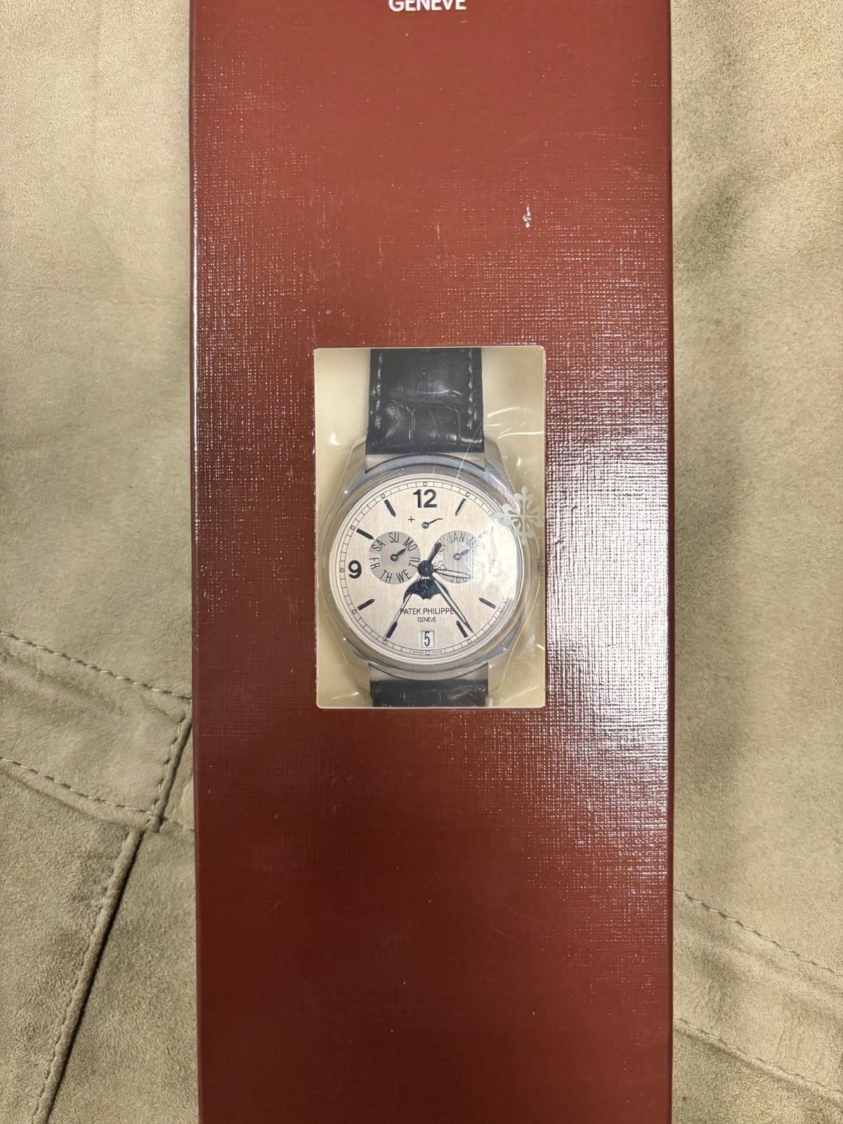 Patek Philippe Ref. 5250 G "Advanced Research" Double sealed