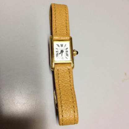 Cartier Mini Tank Ref: 3205 in Yellow gold. Circa: 1950.