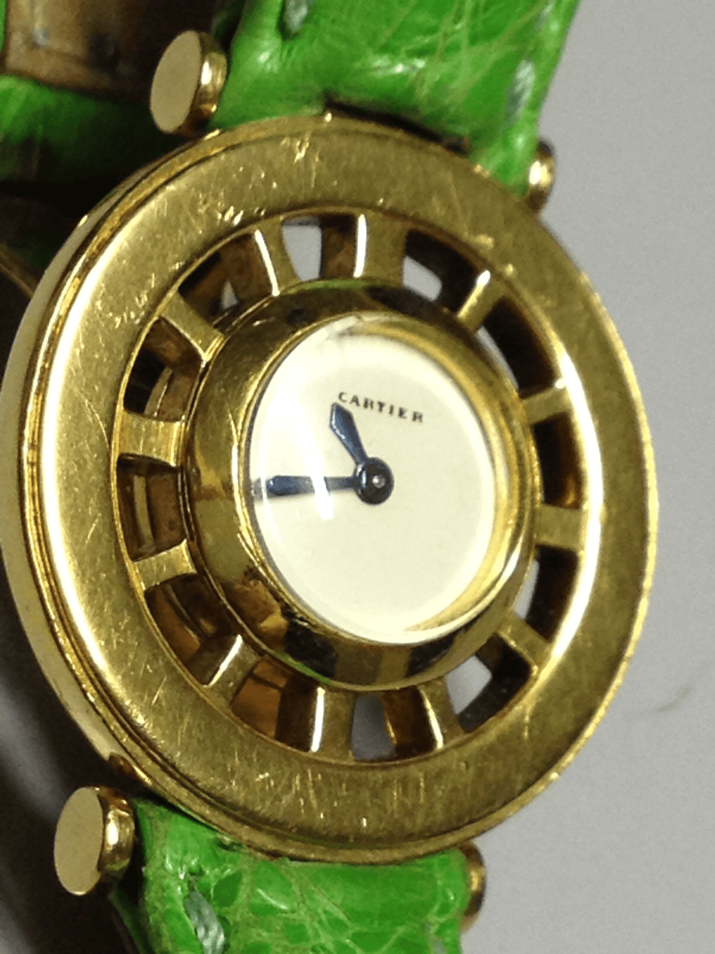 Cartier Gouvernail in Yellow Gold, 1950, 25mm Vintage Timepiece