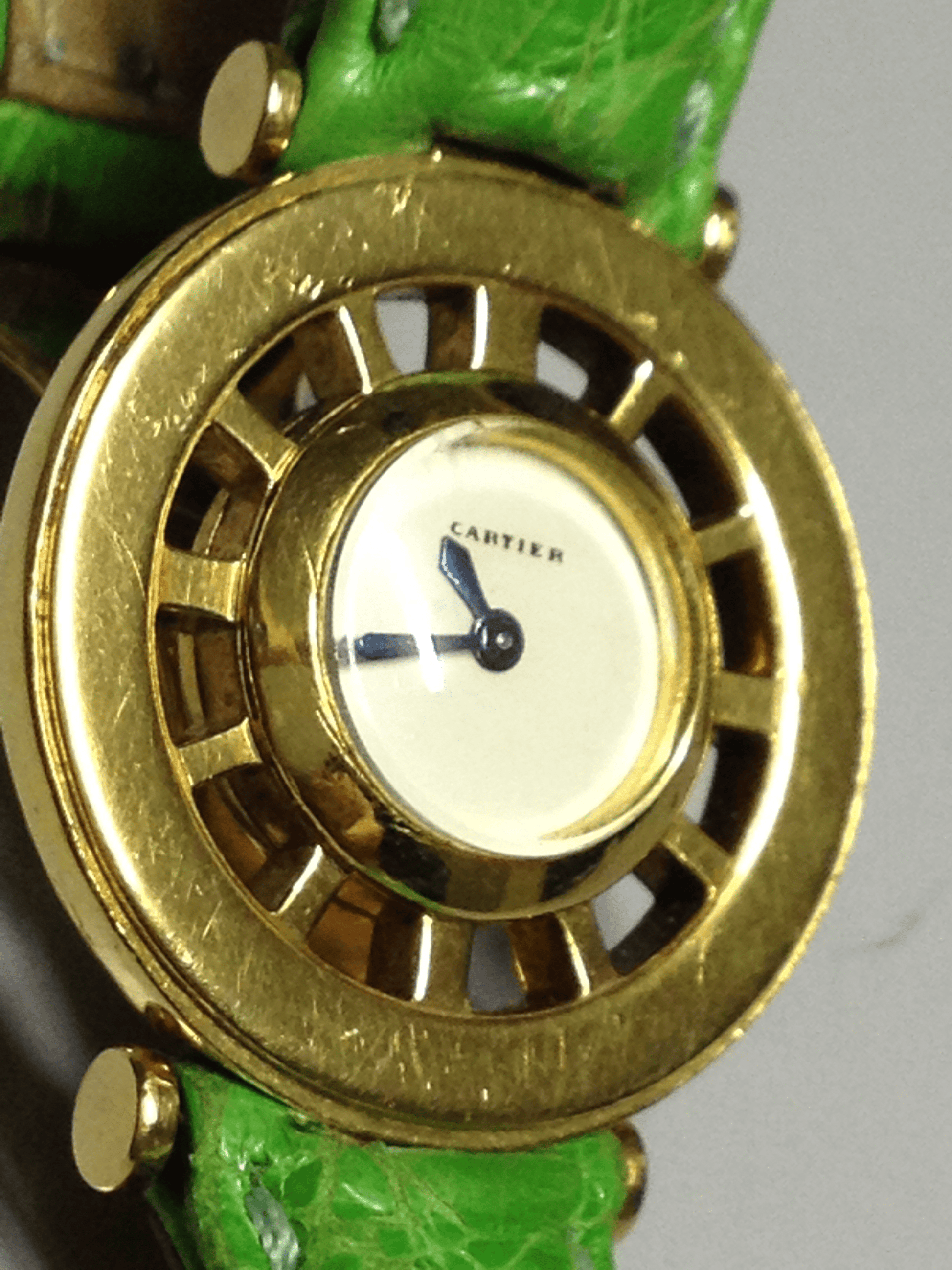 Cartier Gouvernail in Yellow Gold, 1950, 25mm Vintage Timepiece