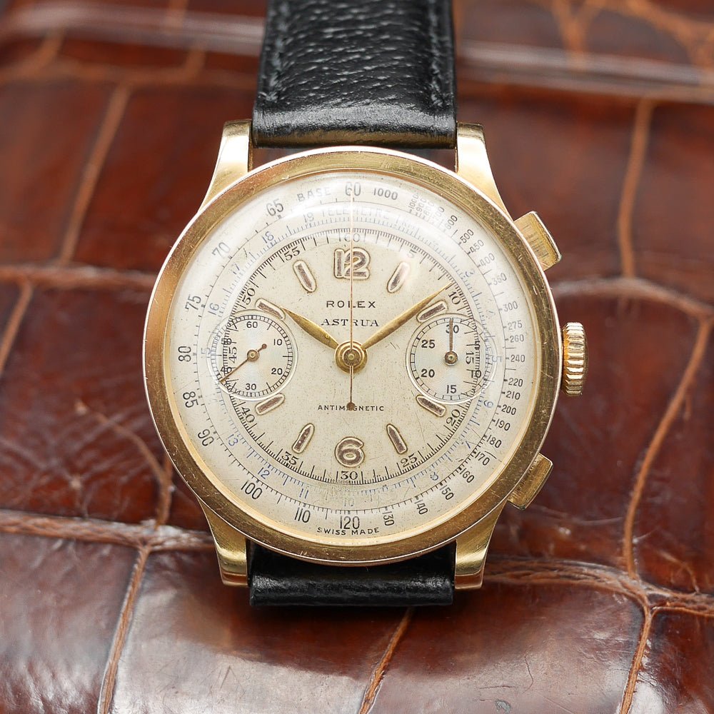 Rolex Chronograph Ref: 2508 retailed by Astrua in Yellow gold. Circa: 1950.