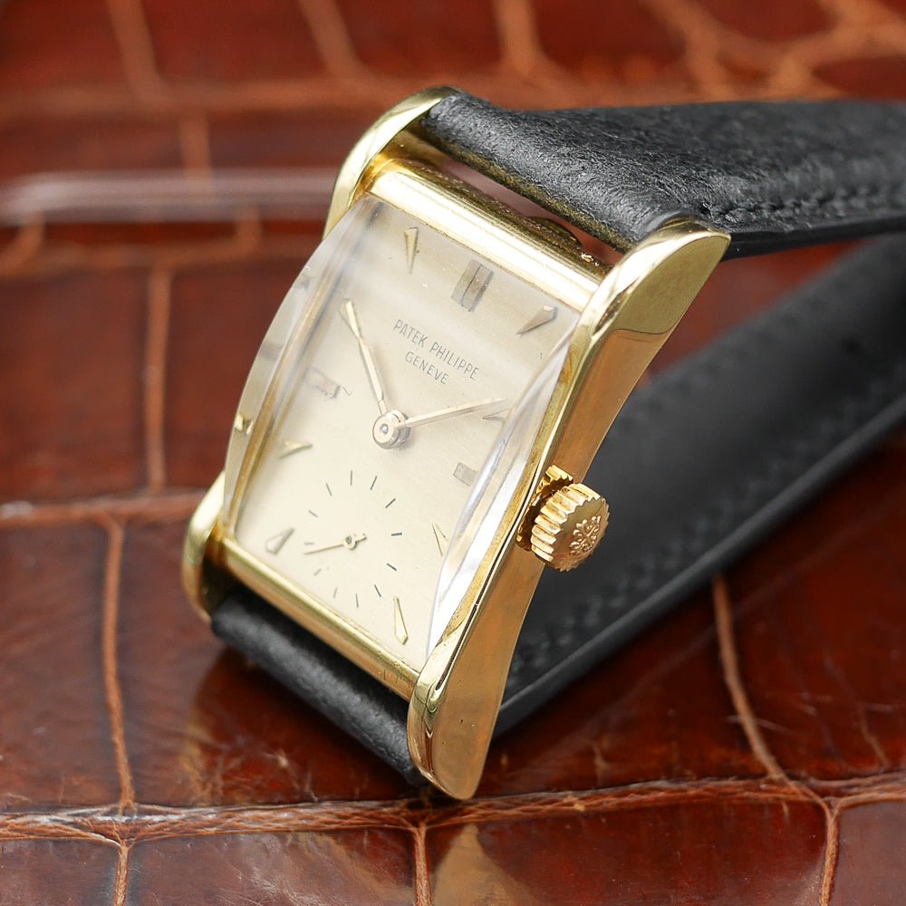 Patek Philippe Hour Glass Ref:2456 in yellow gold. Circa:1951