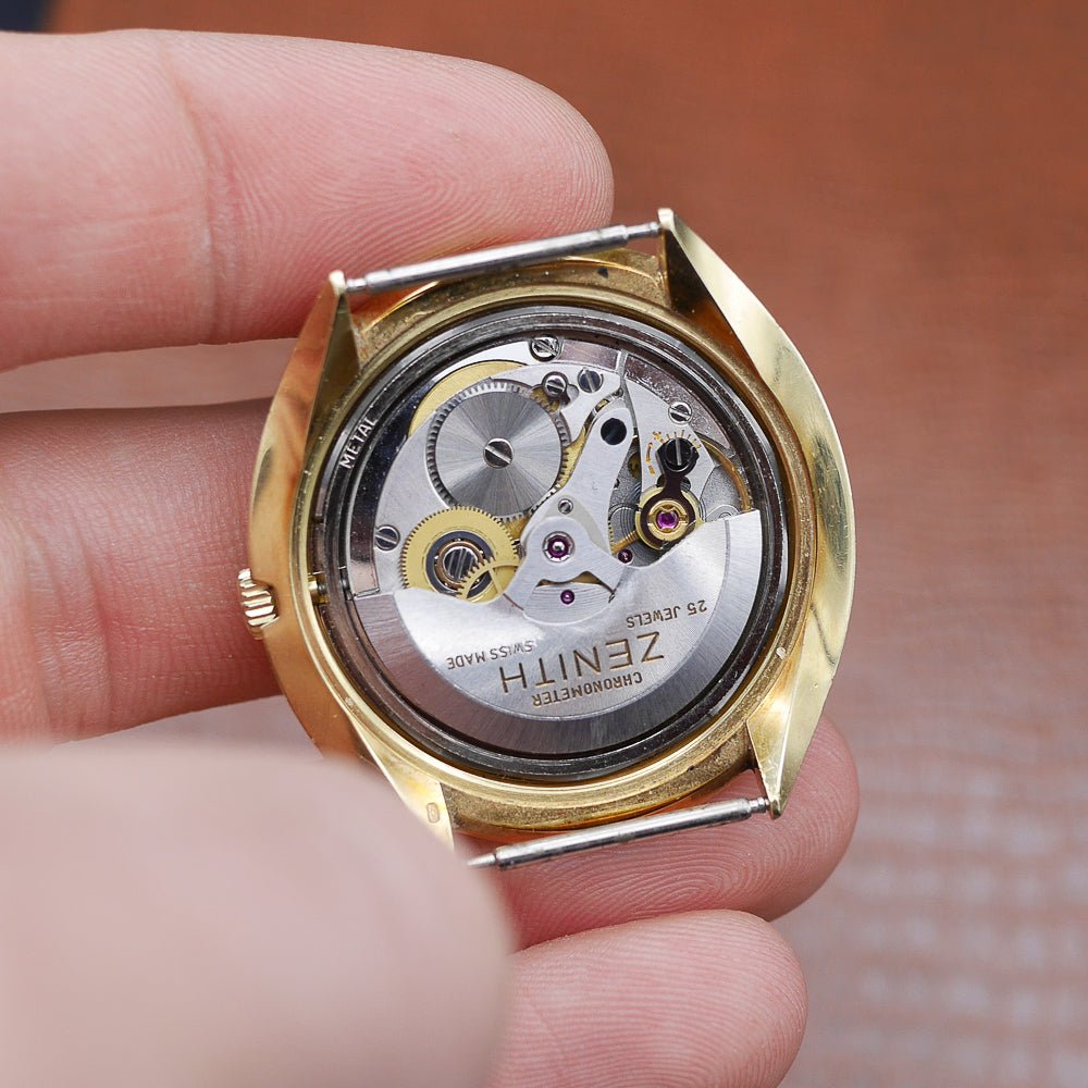 Zenith in Yellow gold. Circa: 1970.