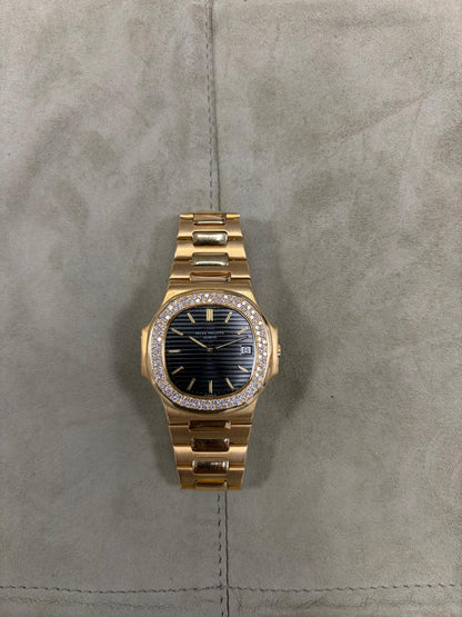Patek Philippe Nautilus Ref. 3700/013 — 18kt Yellow Gold, Diamond Bezel
