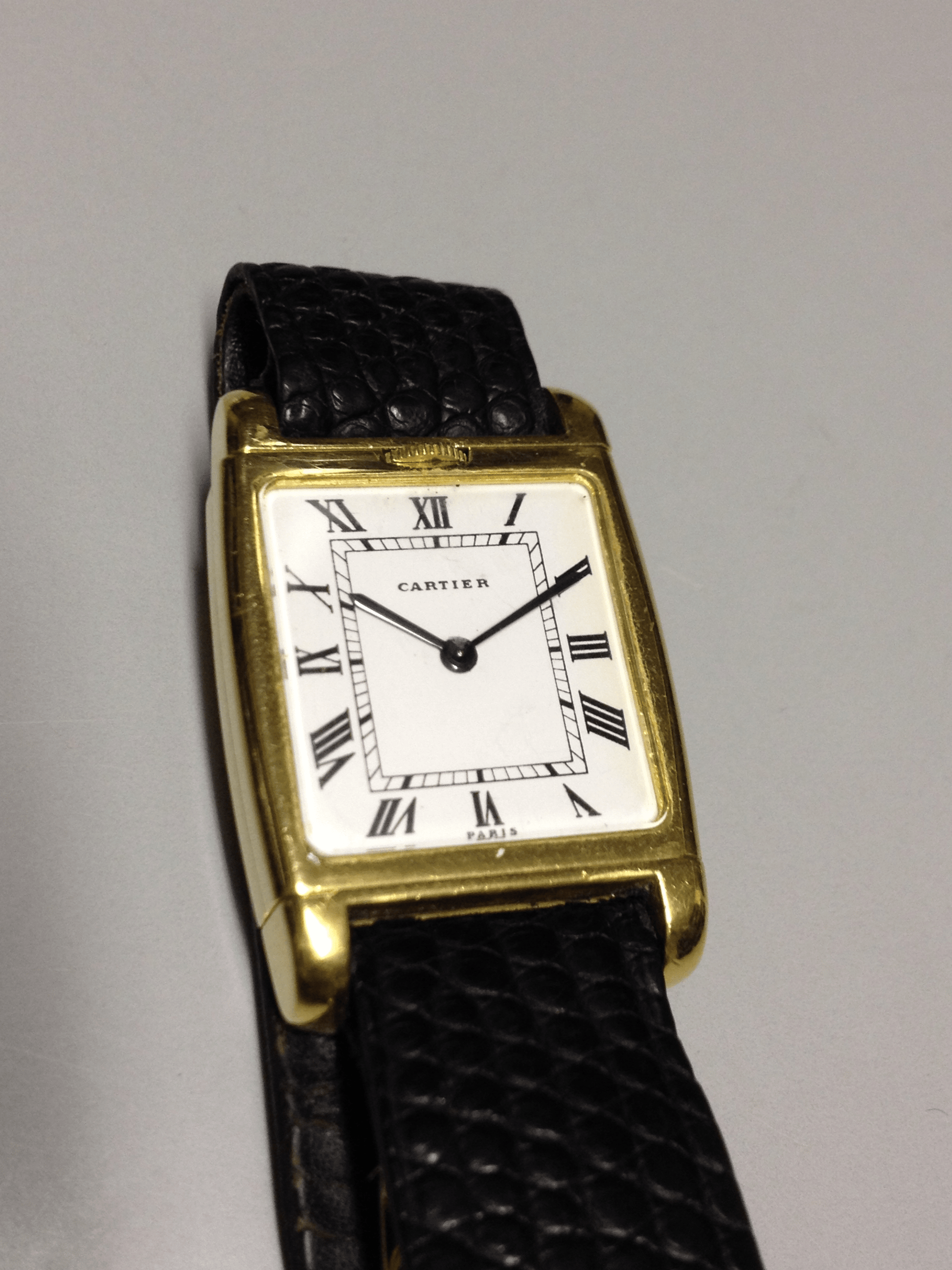 Cartier Tank Reverso in Yellow gold. Circa: 1979