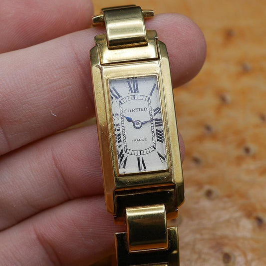 Cartier Tank in Yellow gold. Circa: 1940.