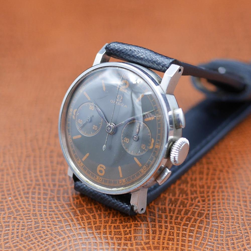 Omega Chronograph, Ref CK2078 in Stainless steel, Circa 1942 - Pires - Mauboussin