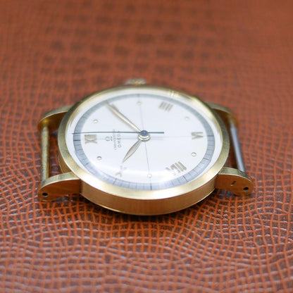 Omega Ref: OT2365 in Yellow gold. Circa:1946.