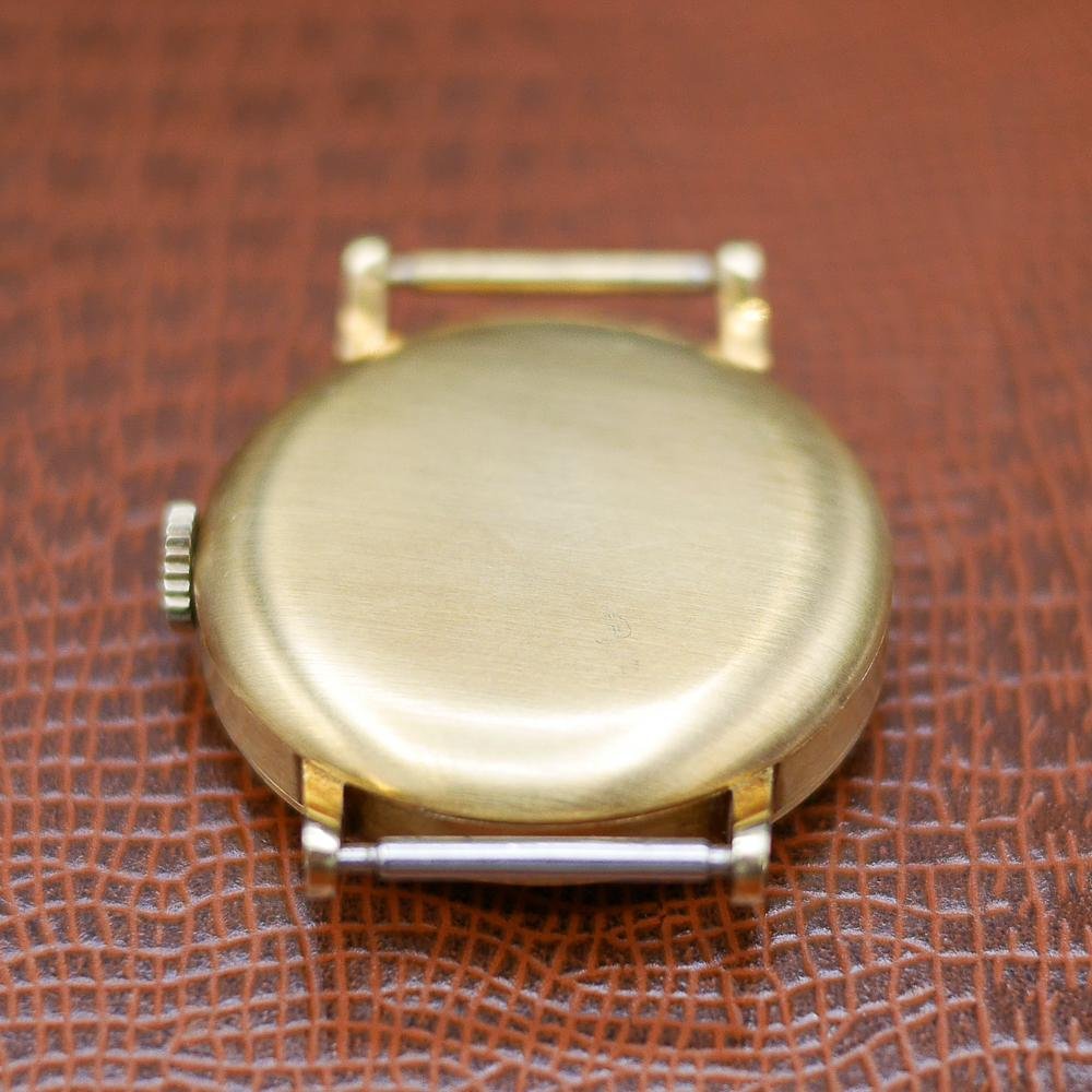 Omega Ref: OT2365 in Yellow gold. Circa:1946.