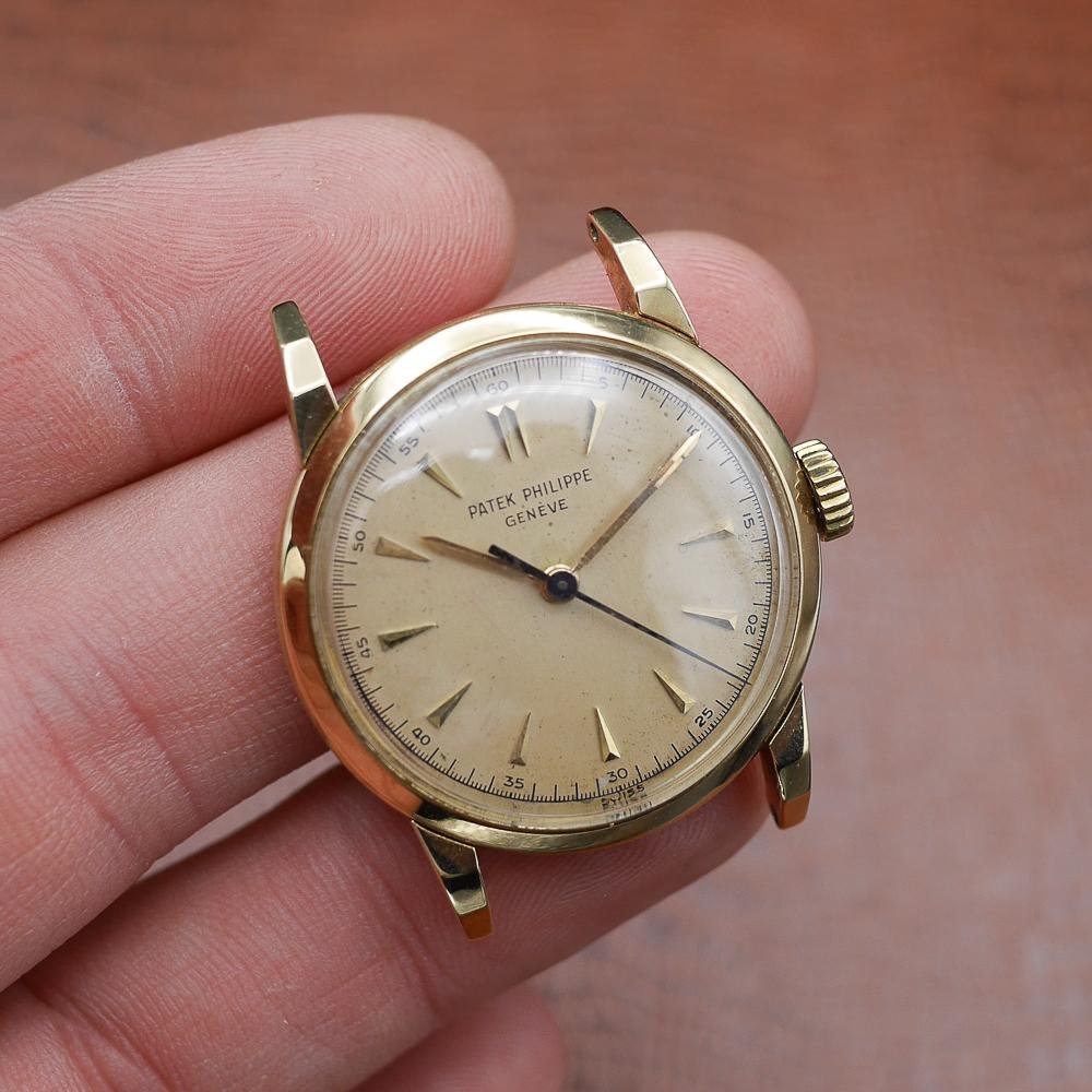 Patek Philippe Calatrava Ref 2460 in Yellow Gold, Circa 1950 