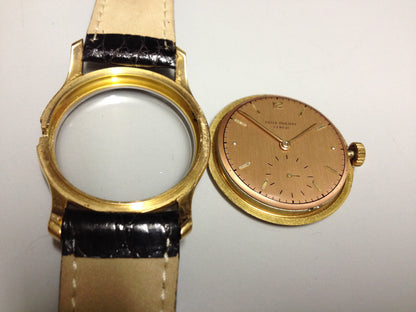 Patek Philippe Calatrava Ref: 2406 in Pink gold. Circa: 1950.