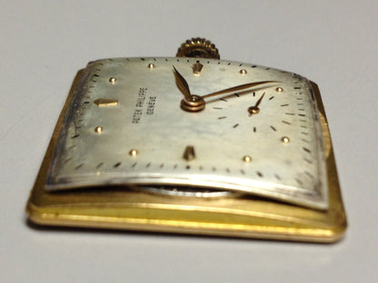 Patek Philippe Retro watch Ref: 2424 in Pink gold. Circa: 1950.